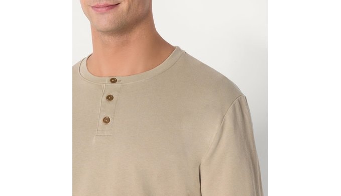 Amazon Essentials Men's Long Sleeve Henley Shirt for Men, Regular-Fit, Cotton, Available in Big & Tall thumbnail 3