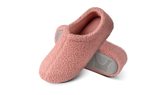 Fuzzy slippers size discount 11